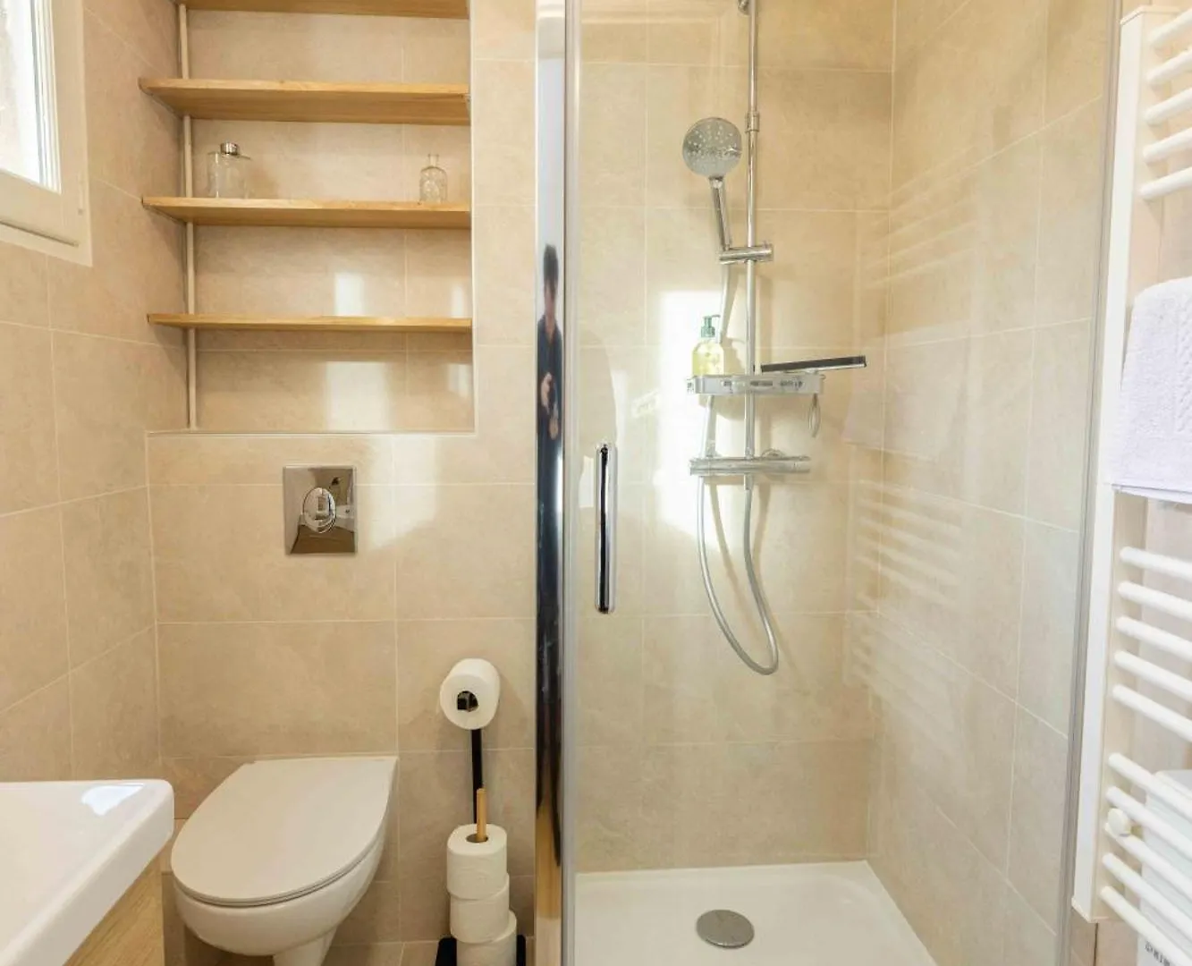 Well Located In Homestay *