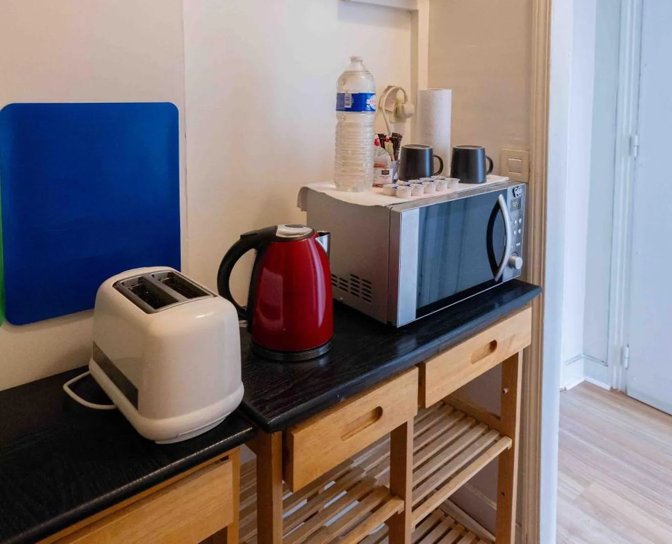 Homestay Well Located In *